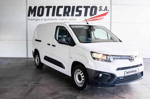 toyota-proace-city-1-5-102cv-2023-diesel-1499cc