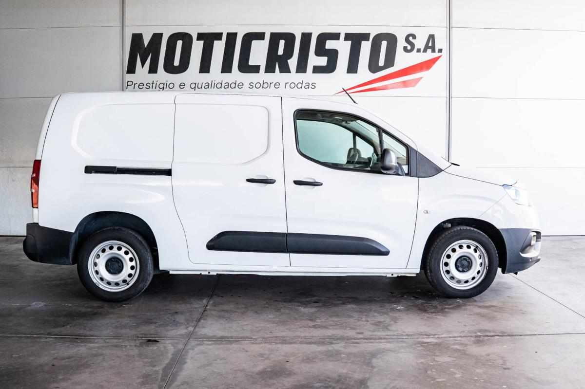 toyota-proace-city-1-5-102cv-2023-diesel-1499cc
