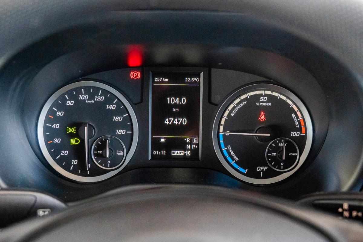 mercedes-benz-vito-41-kwh-2023-eletrico