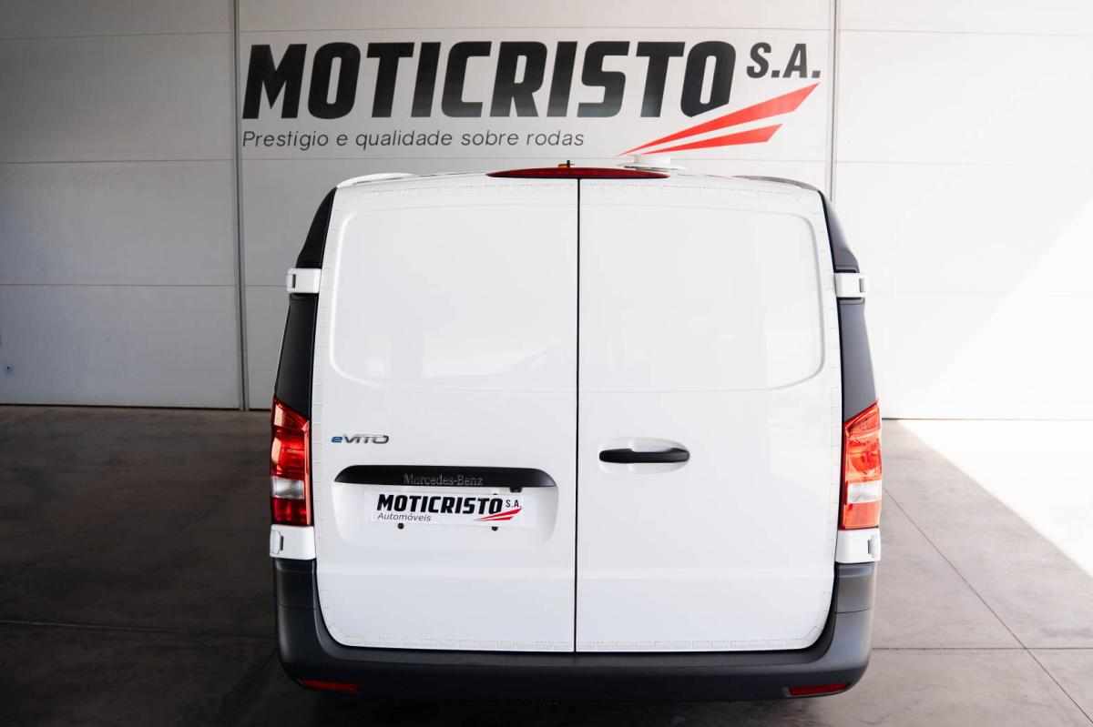 mercedes-benz-vito-41-kwh-2023-eletrico