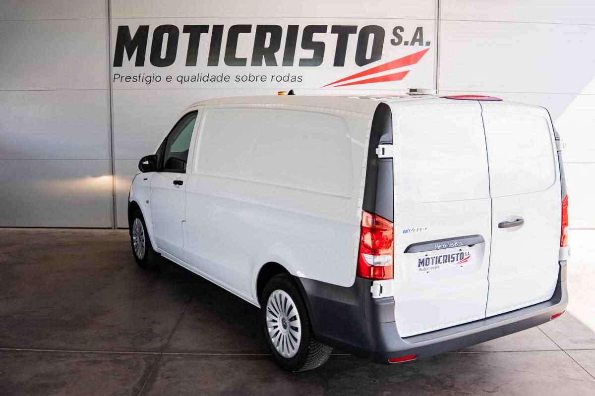 mercedes-benz-vito-41-kwh-2023-eletrico