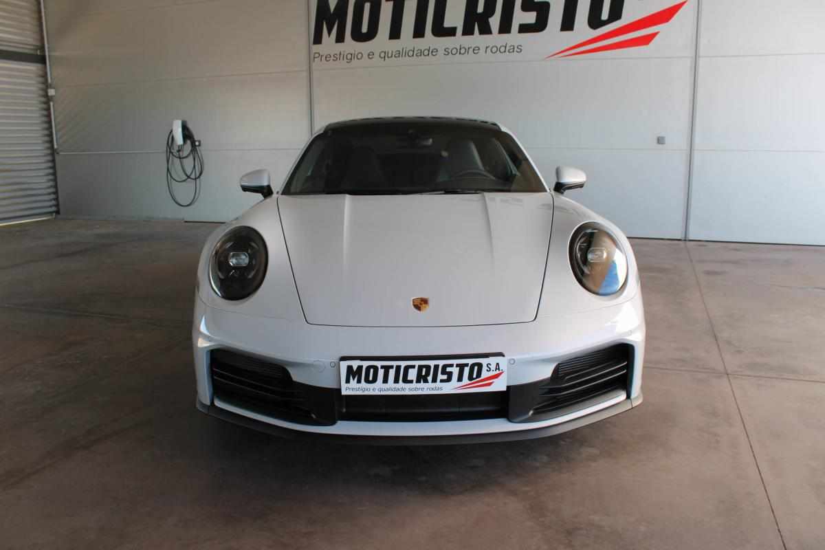 porsche-911-carrera-3-0-2025-gasolina-2981cc