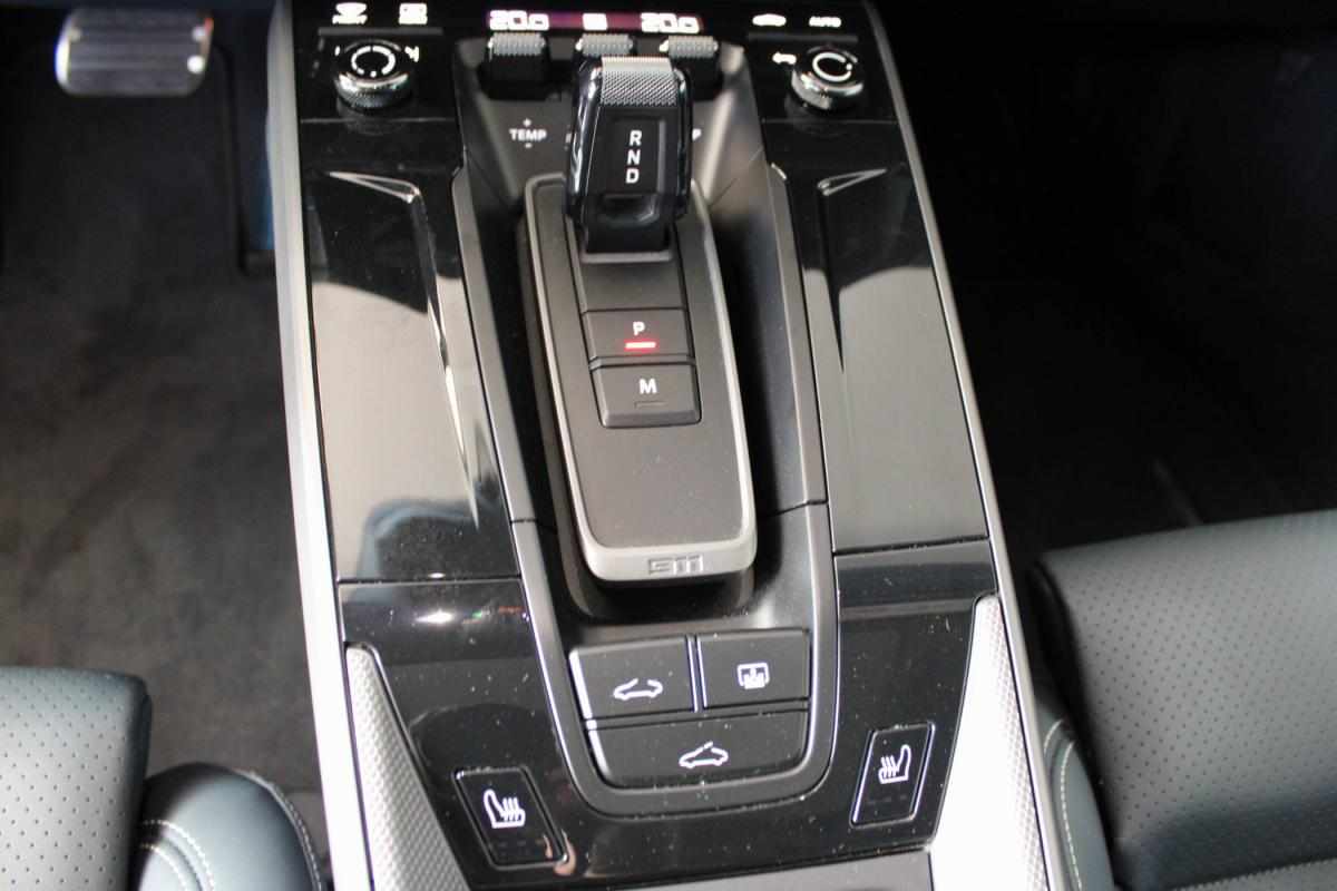 porsche-911-carrera-3-0-2025-gasolina-2981cc