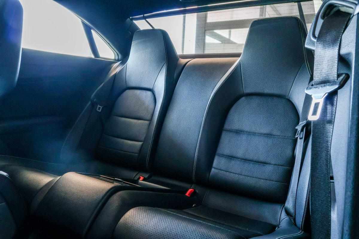 mercedes-benz-classe-e-e-250-cdi-coupe-blueefficiency-2010-diesel-2143cc