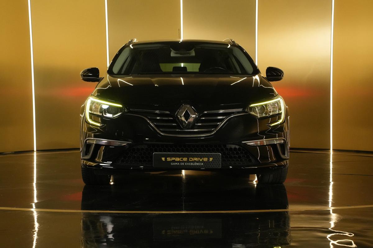 renault-megane-sport-tourer-2019-diesel-1461cc