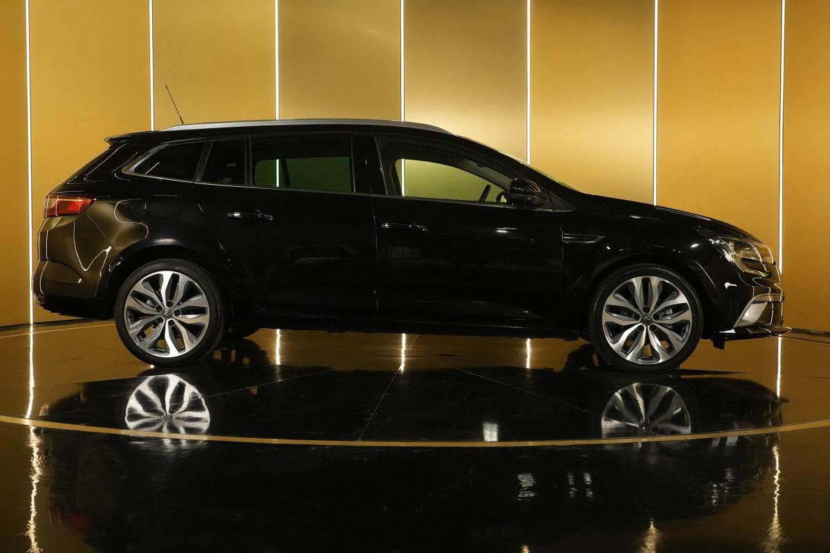 renault-megane-sport-tourer-2019-diesel-1461cc
