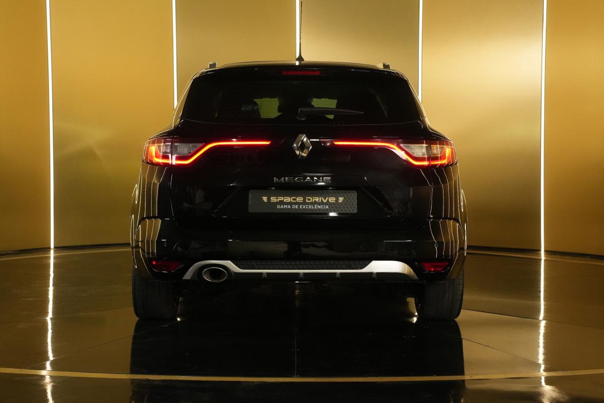 renault-megane-sport-tourer-2019-diesel-1461cc