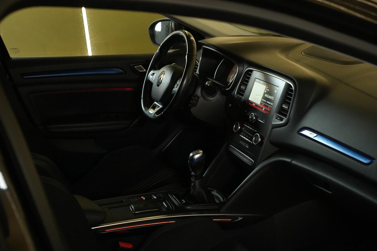 renault-megane-sport-tourer-2019-diesel-1461cc