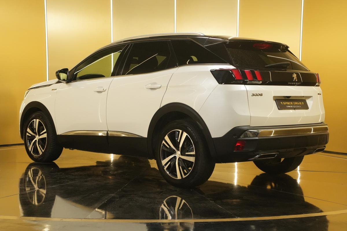 peugeot-3008-2020-diesel-1499cc