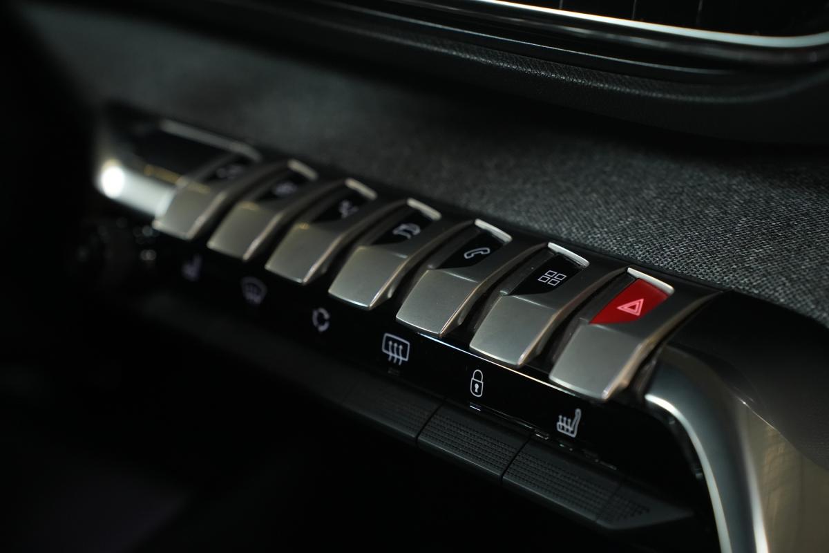 peugeot-3008-2020-diesel-1499cc