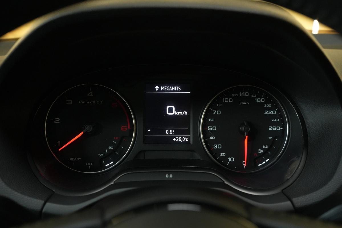audi-q2-2019-diesel-1598cc