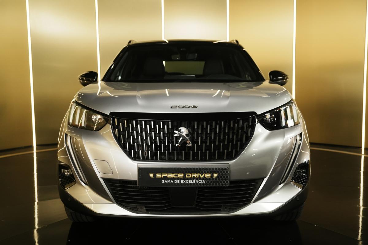 peugeot-2008-2021-gasolina-1199cc