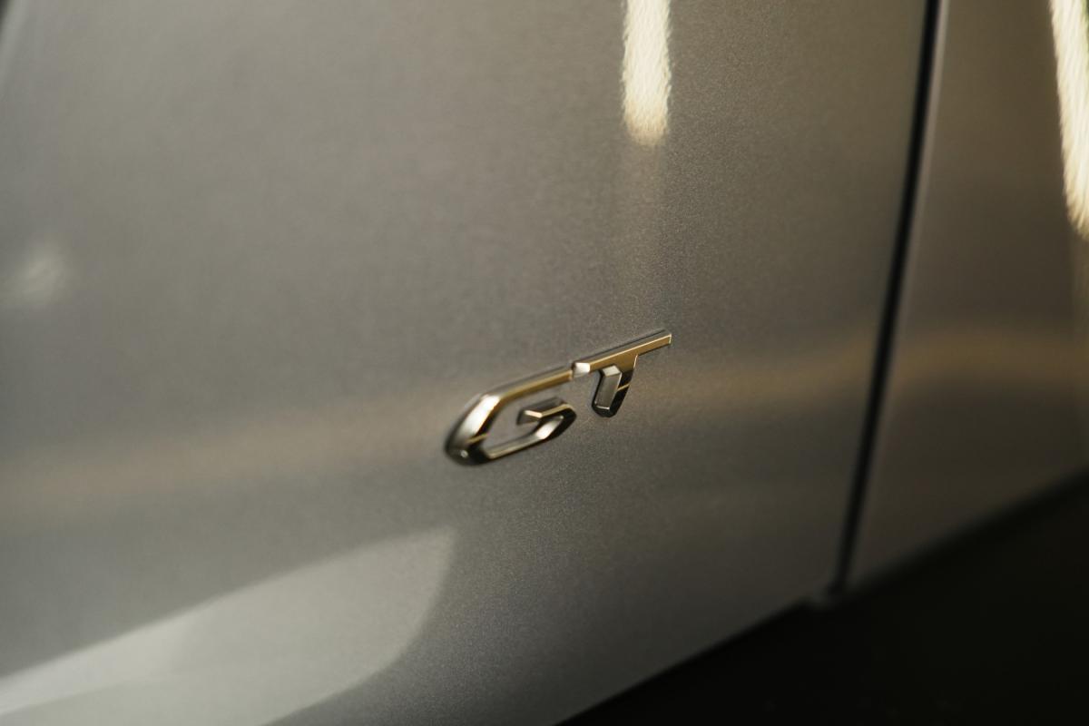 peugeot-2008-2021-gasolina-1199cc