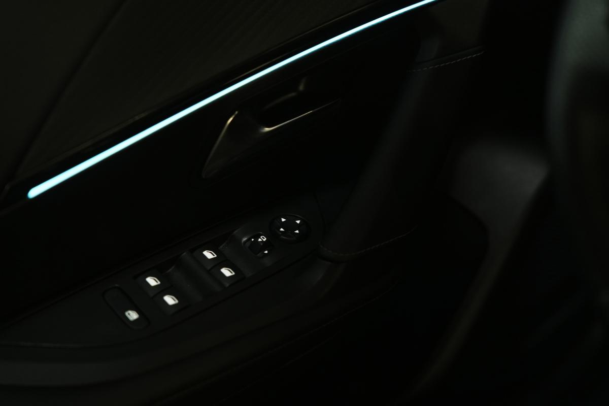 peugeot-2008-2021-gasolina-1199cc