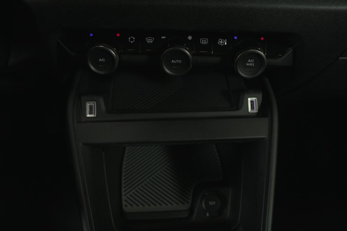citroen-c4-2022-diesel-1499cc