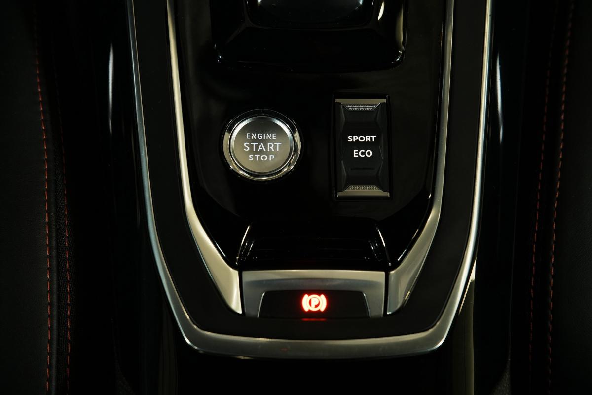 peugeot-308-2019-diesel-1499cc