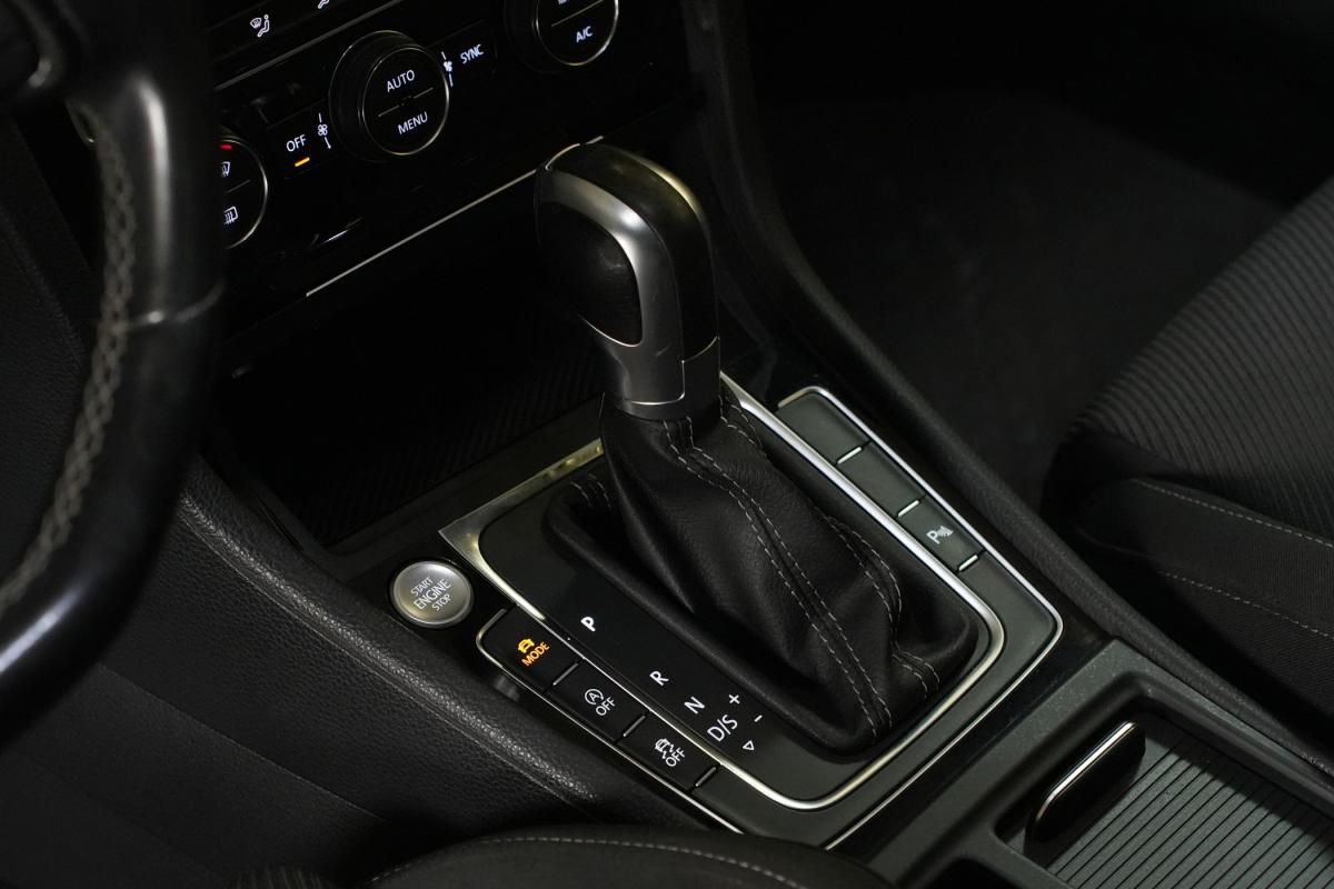 volkswagen-golf-2019-gasolina-1984cc