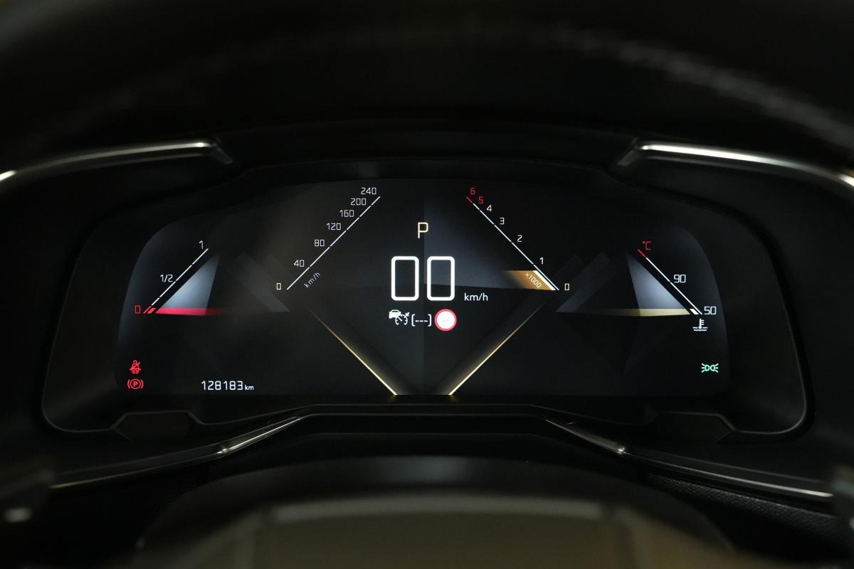 ds-ds-7-crossback-2022-diesel-1499cc