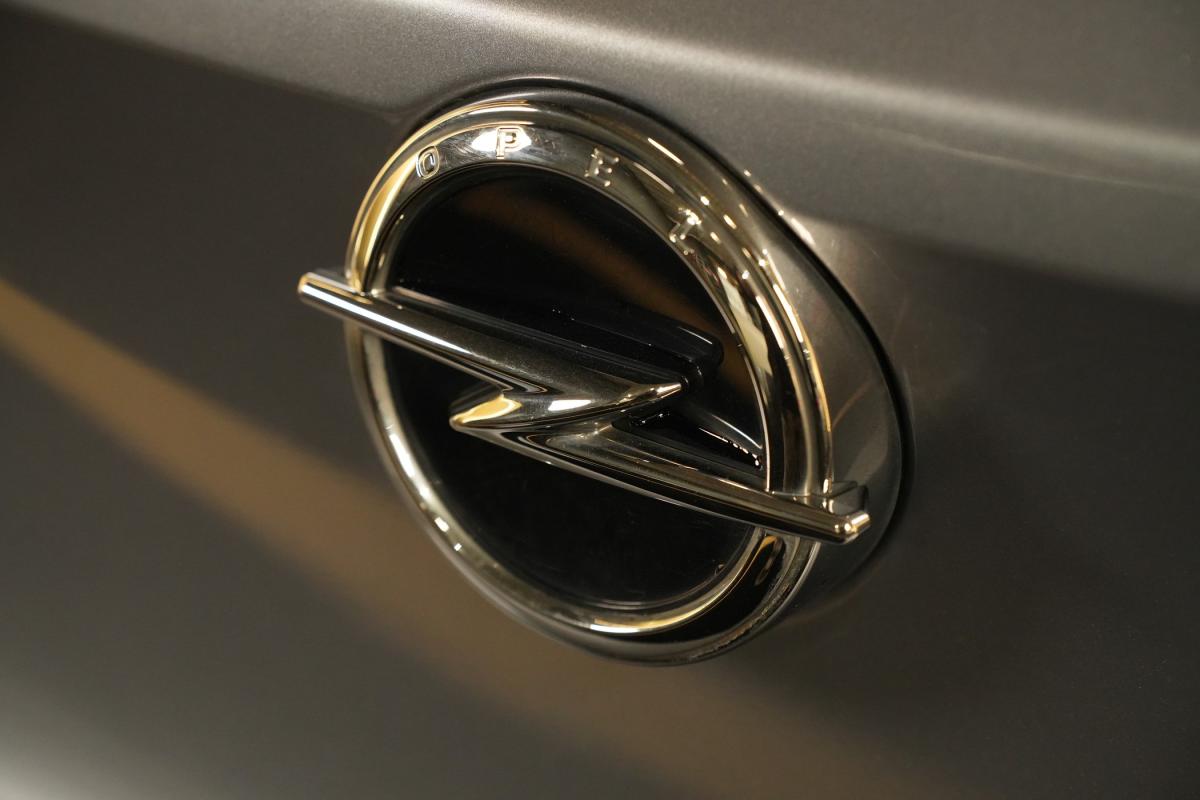 opel-corsa-2021-diesel-1499cc