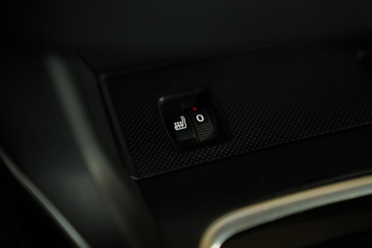 peugeot-308-2019-diesel-1499cc
