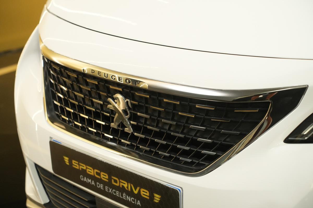 peugeot-5008-2020-diesel-1499cc