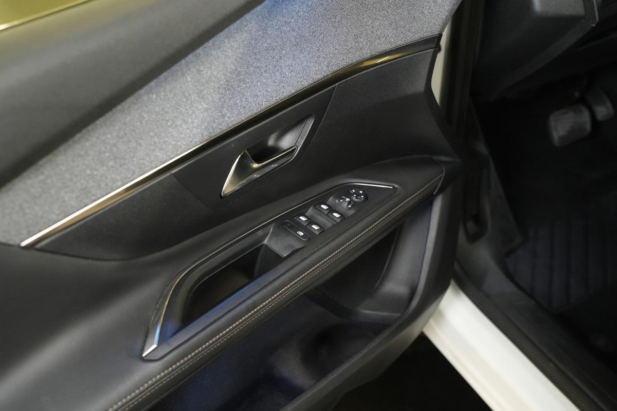 peugeot-5008-2020-diesel-1499cc