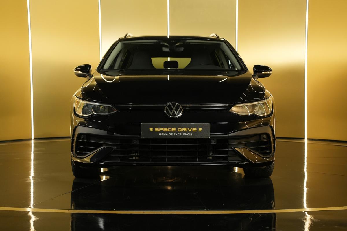 volkswagen-golf-variant-2021-diesel-1968cc