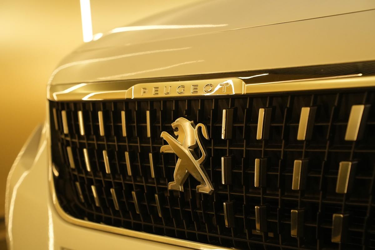 peugeot-2008-2019-diesel-1499cc
