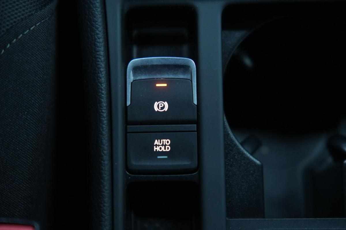 volkswagen-golf-2018-eletrico-500cc