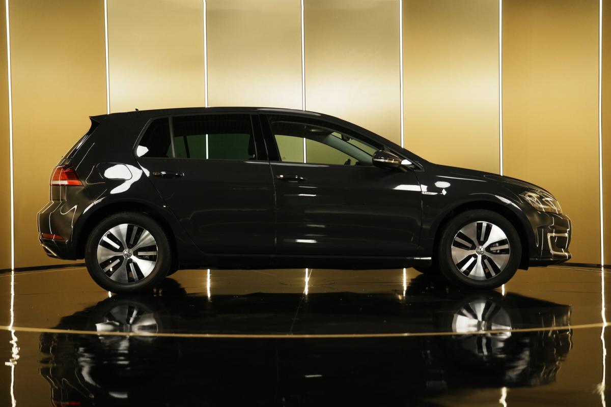 volkswagen-golf-2018-eletrico-500cc