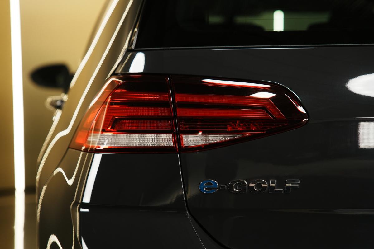 volkswagen-golf-2018-eletrico-500cc