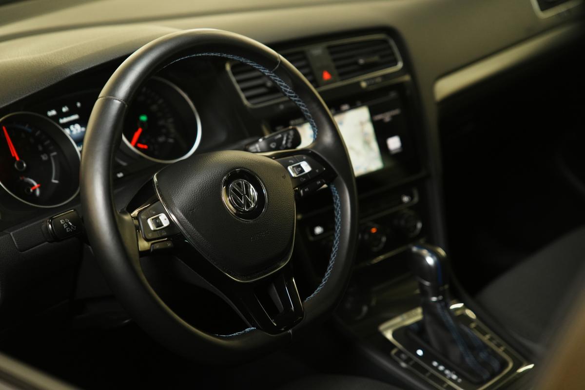 volkswagen-golf-2018-eletrico-500cc