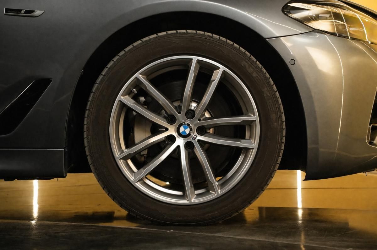 bmw-serie-5-2022-hibrido-a-gasolina-1998cc