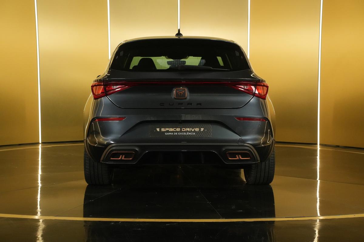 cupra-leon-2022-hibrido-a-gasolina-1395cc