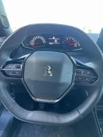 peugeot-2008-2023-gasolina-1199cc