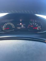 peugeot-2008-2023-gasolina-1199cc