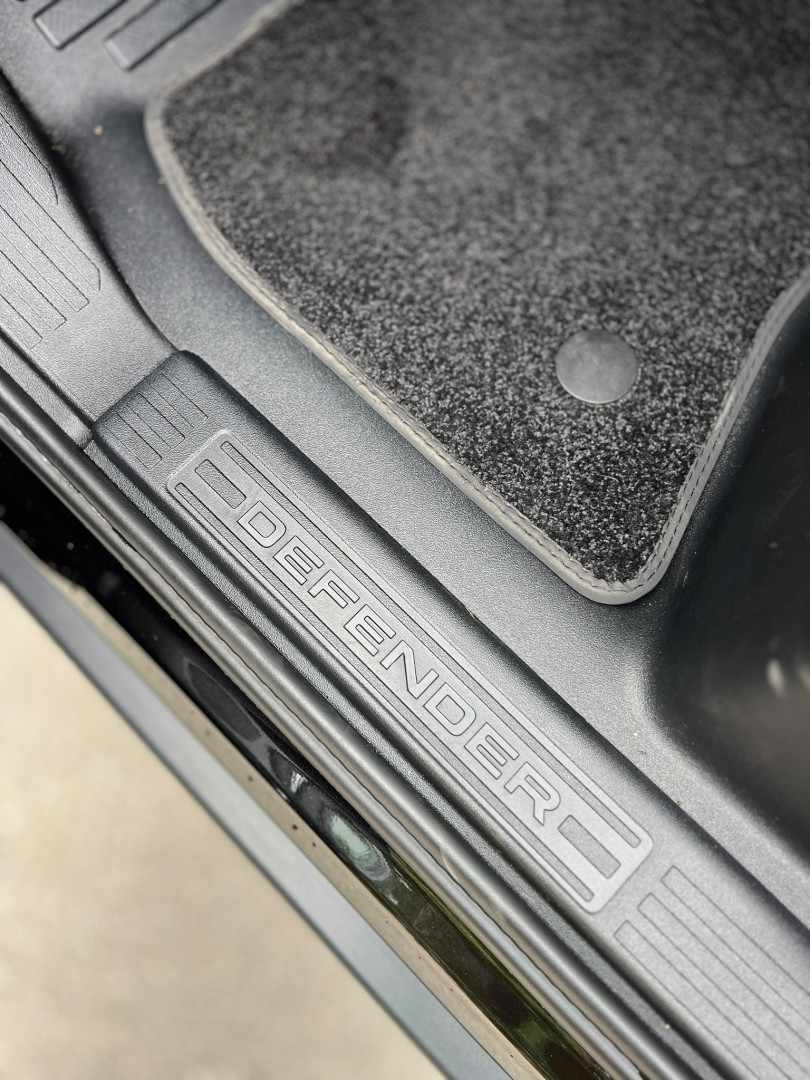 land-rover-defender-2026-hibrido-1997cc
