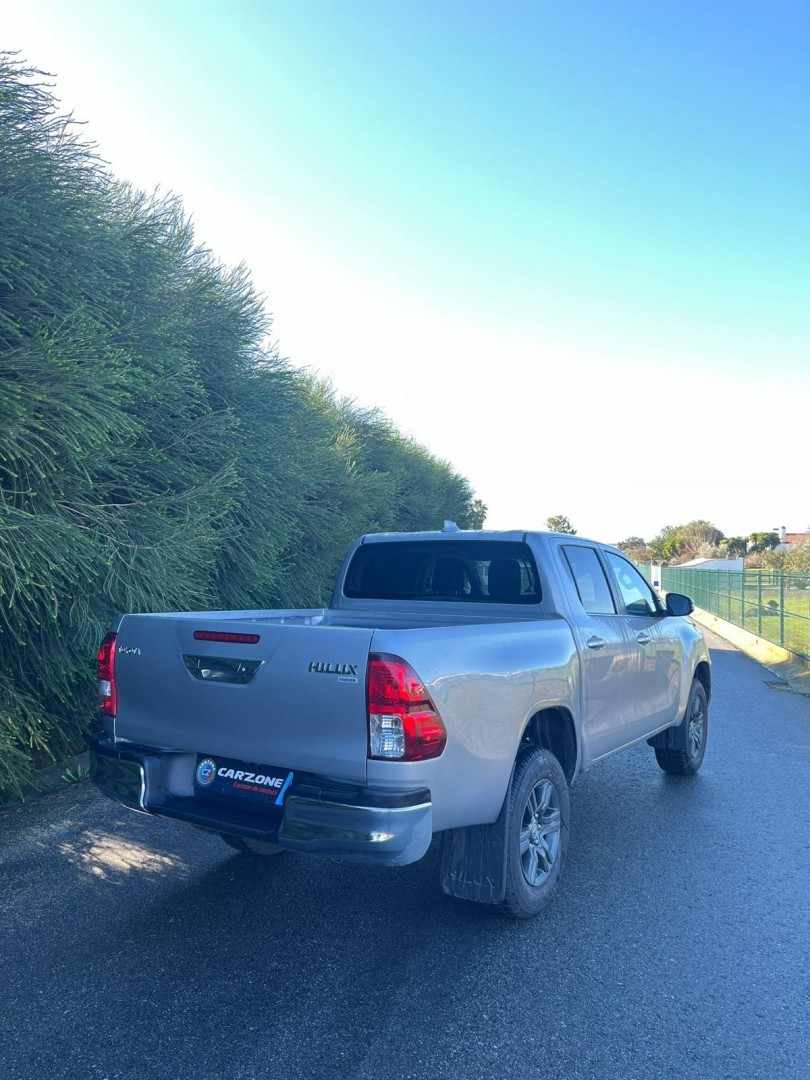 toyota-hilux-2026-diesel-2393cc