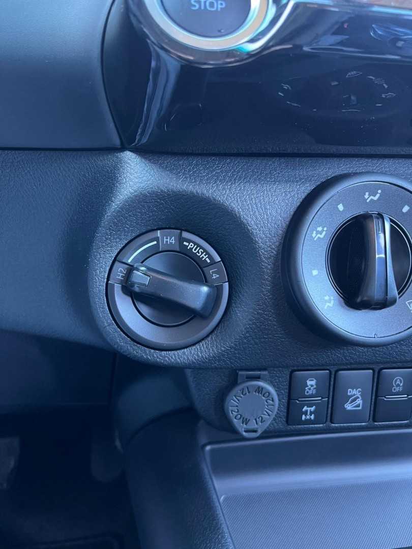 toyota-hilux-2026-diesel-2393cc