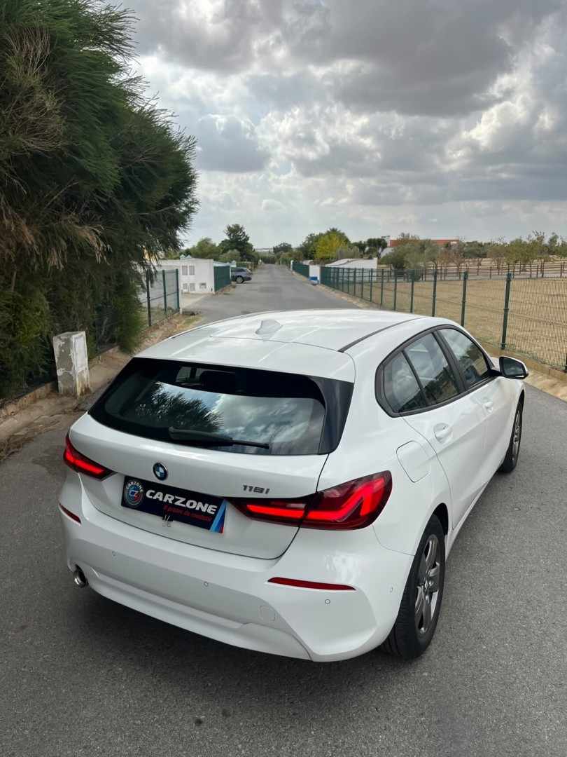 bmw-serie-1-2023-gasolina-1499cc