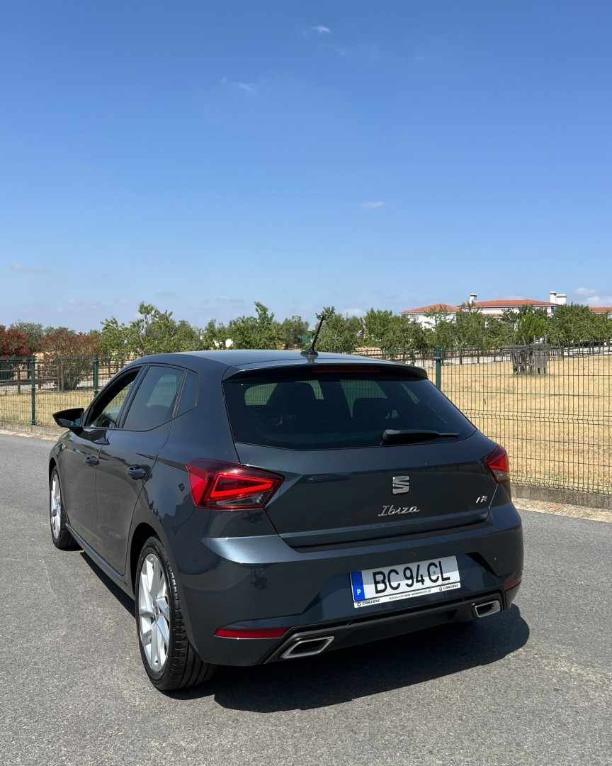 seat-ibiza-2023-gasolina-999cc