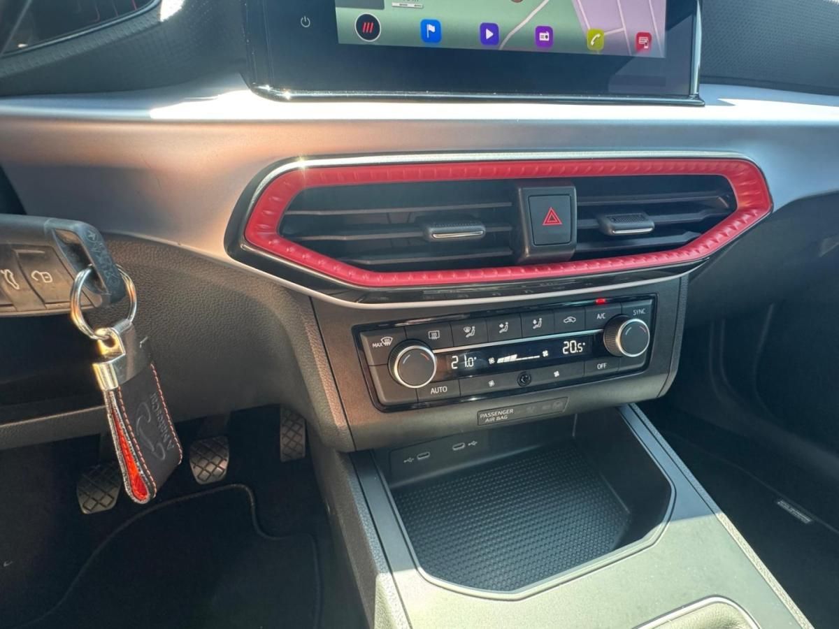 seat-ibiza-2023-gasolina-999cc