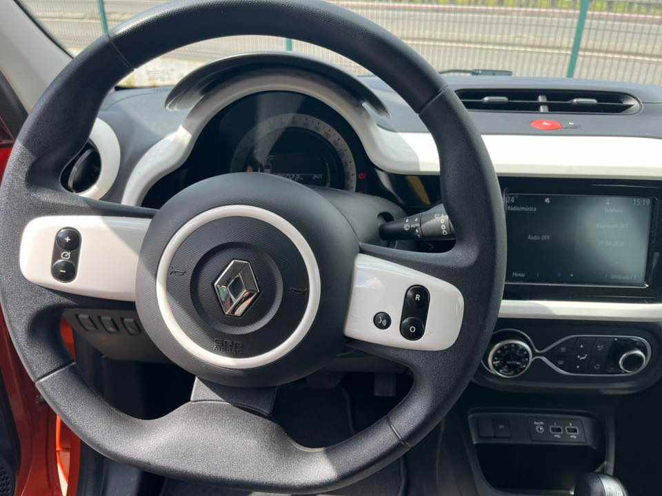 renault-twingo-z-e-2022-eletrico