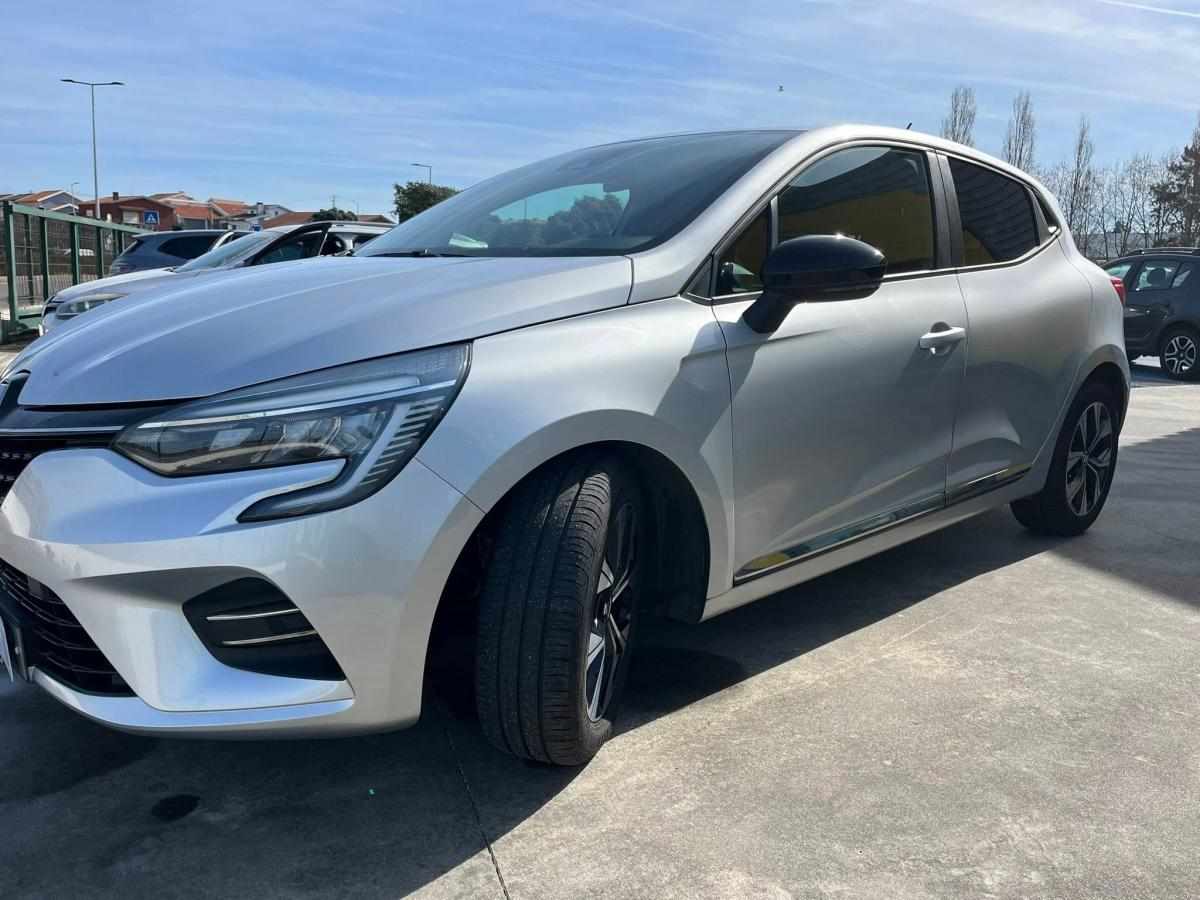 renault-clio-1-0-91cv-2023-gasolina-999cc