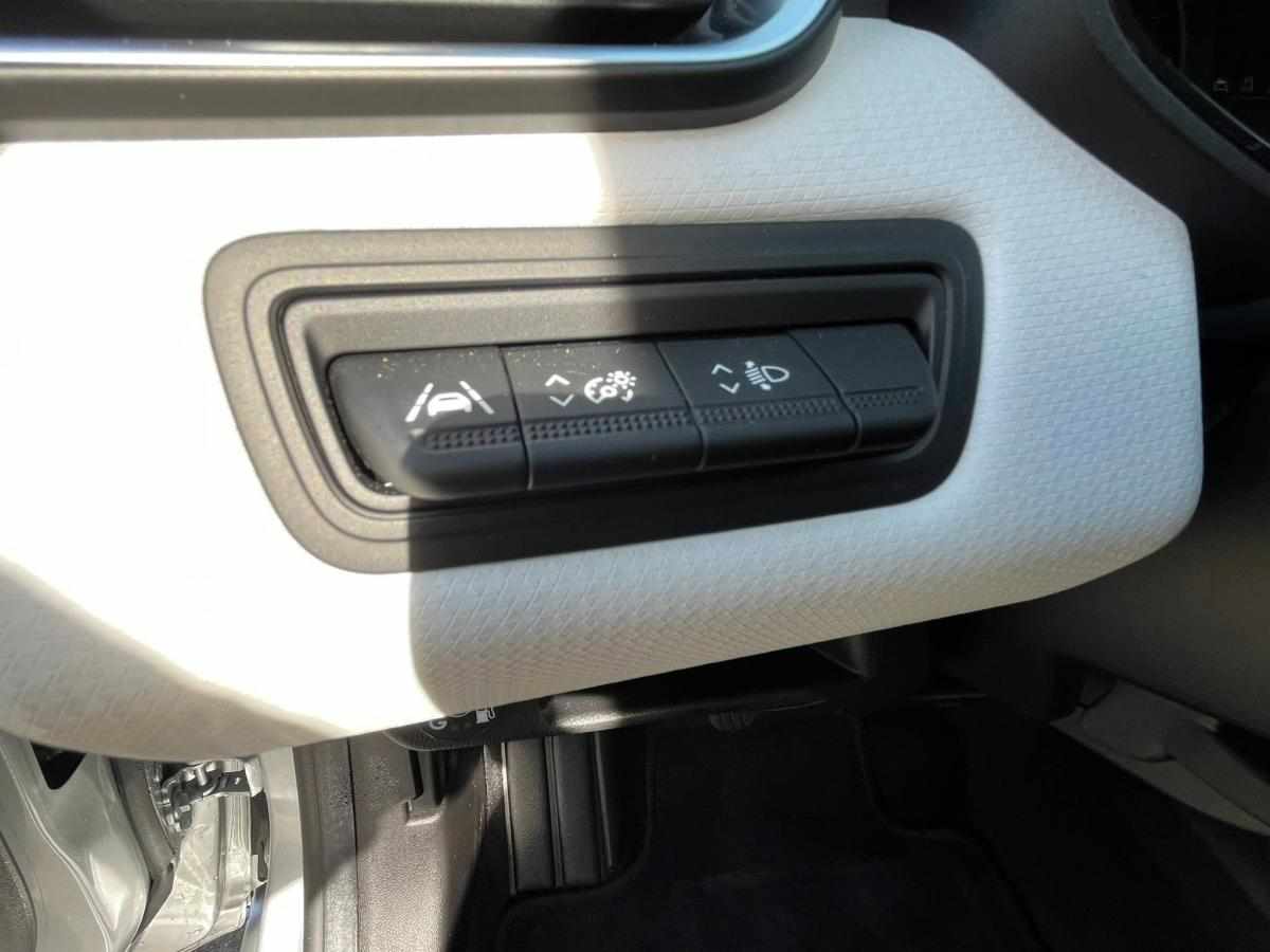 renault-clio-1-0-91cv-2023-gasolina-999cc