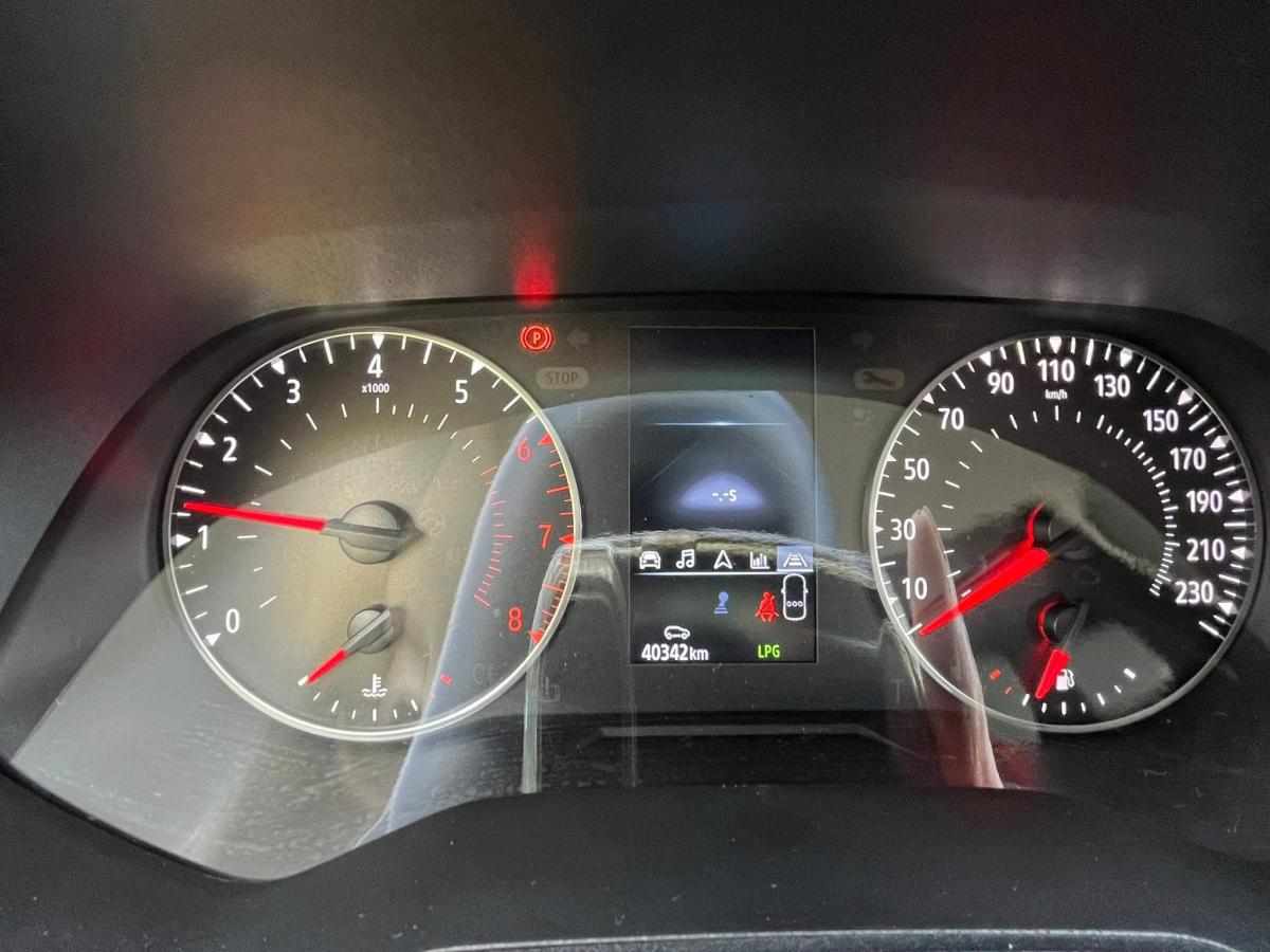 renault-clio-1-0-91cv-2023-gasolina-999cc