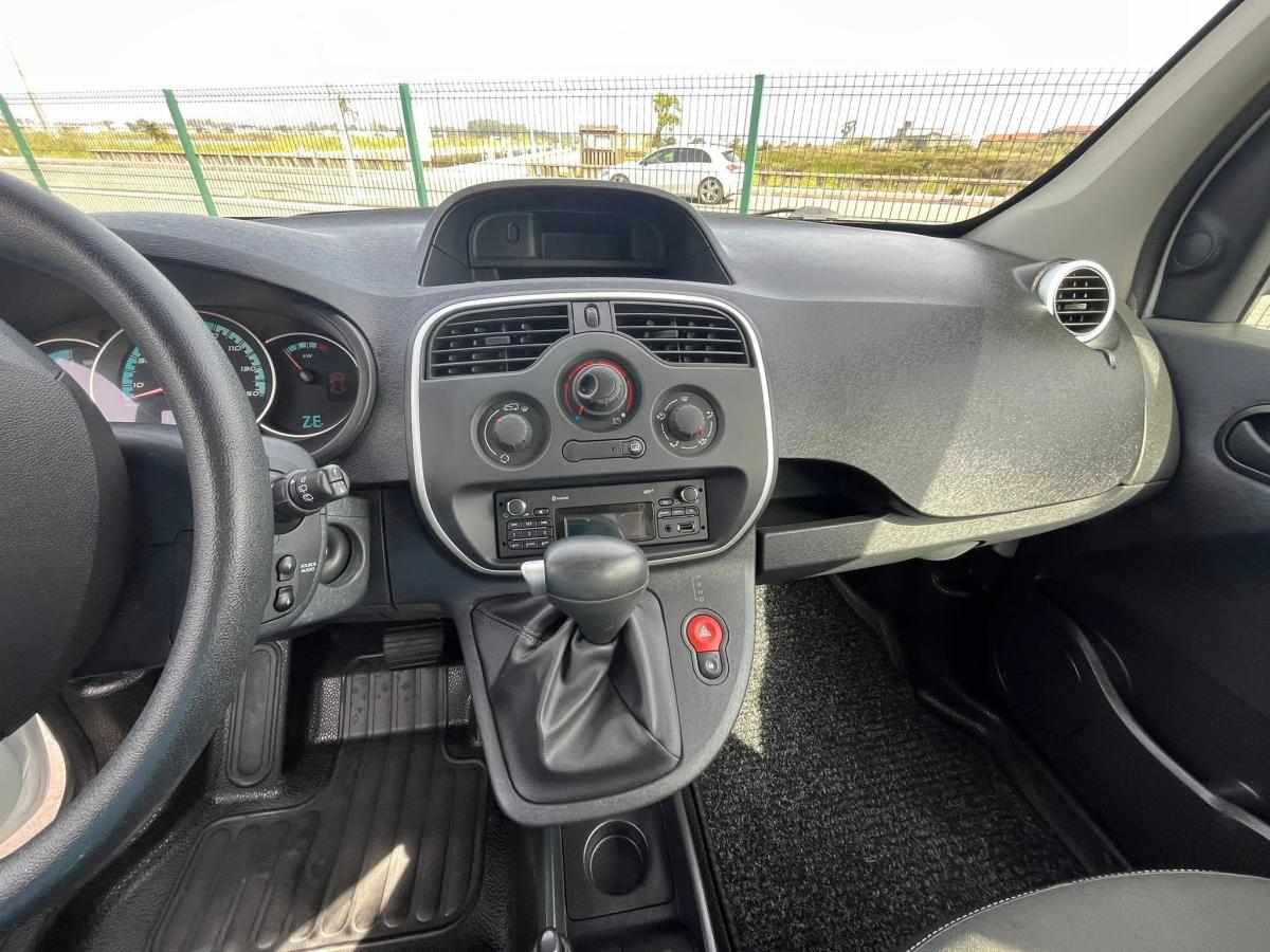 renault-kangoo-22-kwh-2016-eletrico