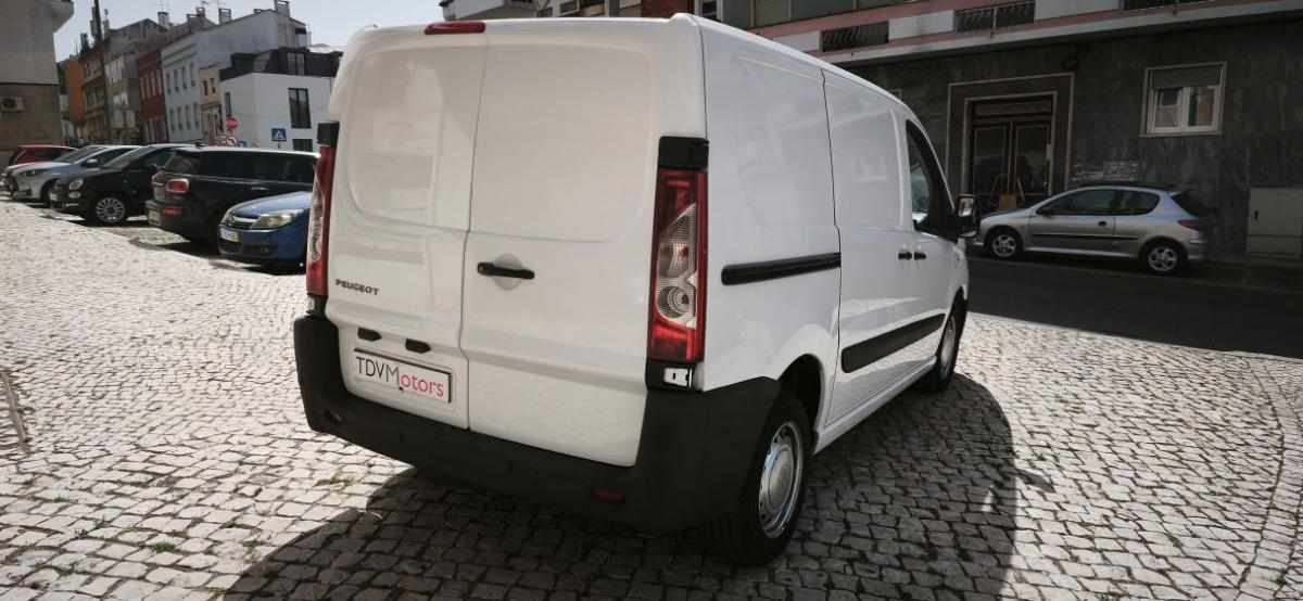 peugeot-expert-2-0-hdi-2011-diesel-1997cc