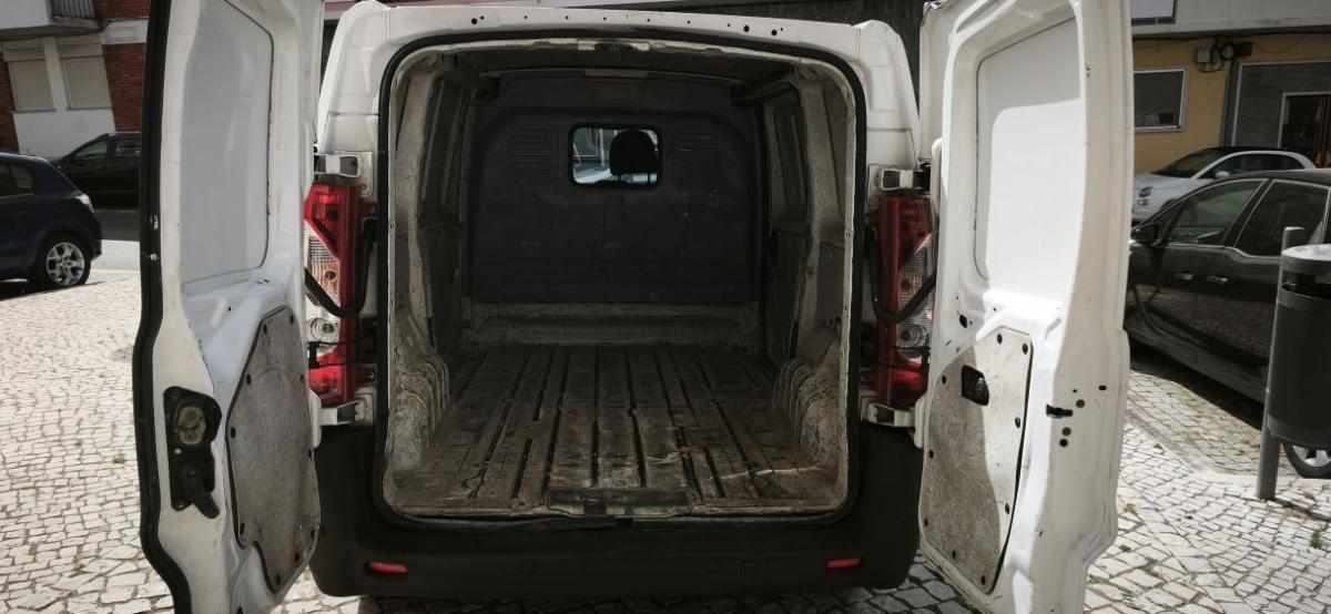peugeot-expert-2-0-hdi-2011-diesel-1997cc