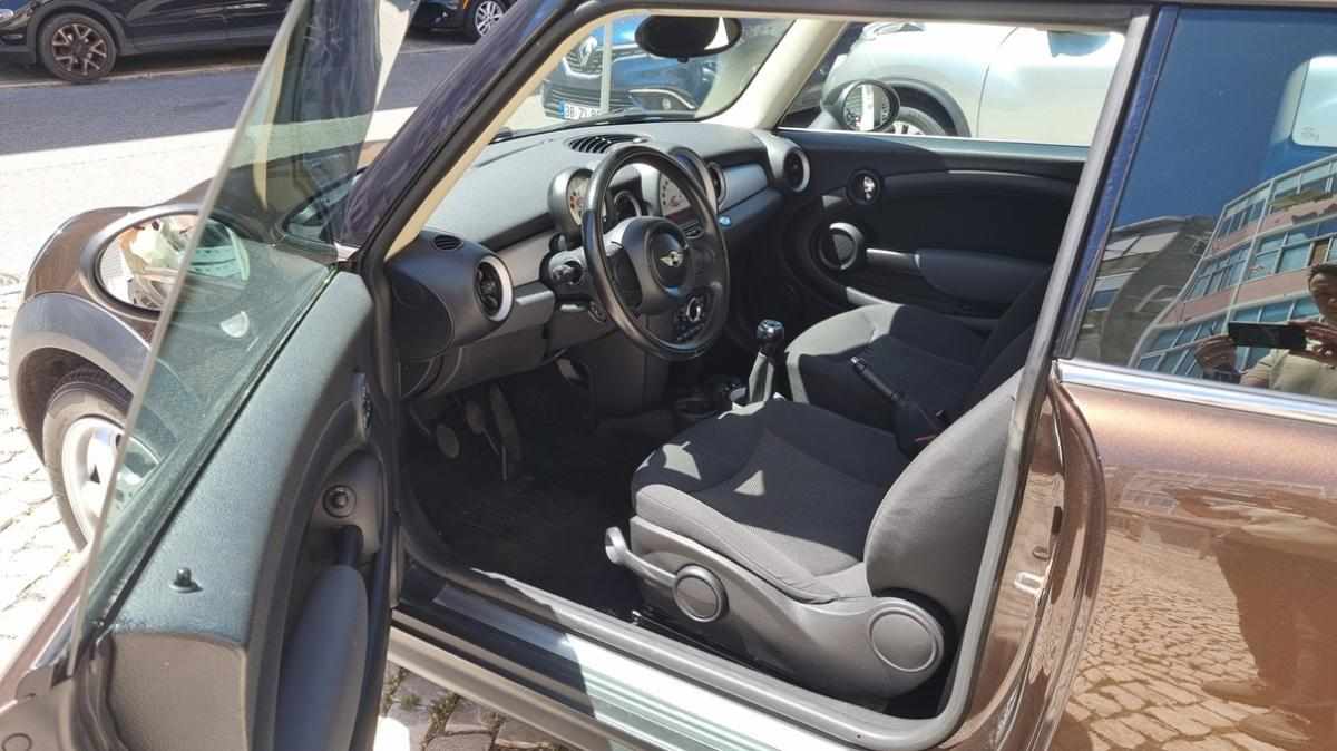 mini-cooper-d-1-6-d-2011-diesel-1600cc